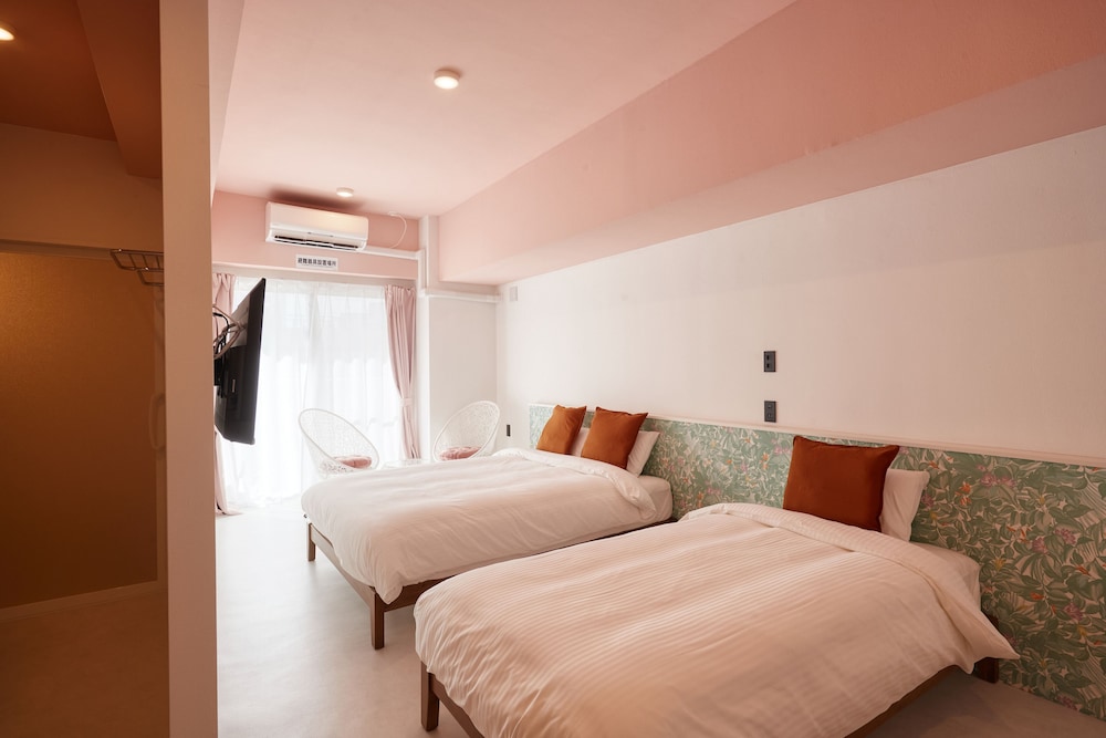 GLORY ISLAND OKINAWA -SOBE- 那覇
