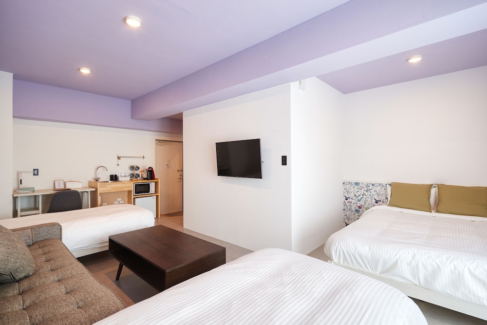 GLORY ISLAND OKINAWA -SOBE- 那覇
