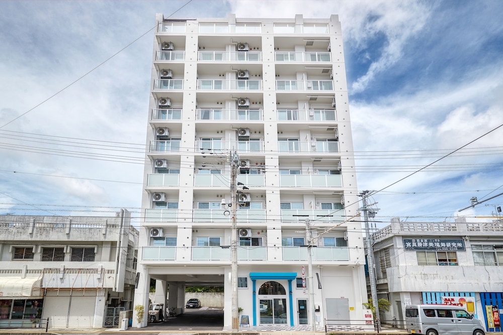 GLORY ISLAND OKINAWA -SOBE- 那覇