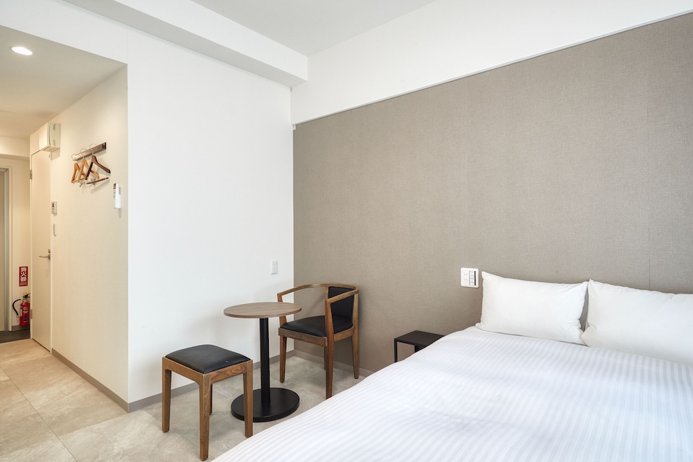 BIBI HOTEL 波之上 那覇