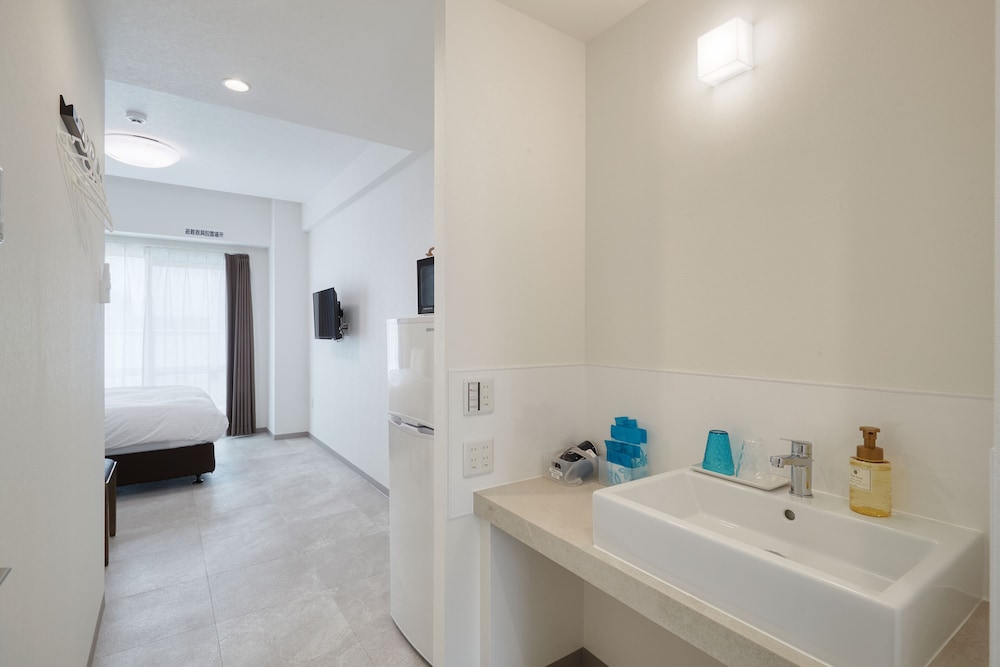 BIBI HOTEL 波之上 那覇