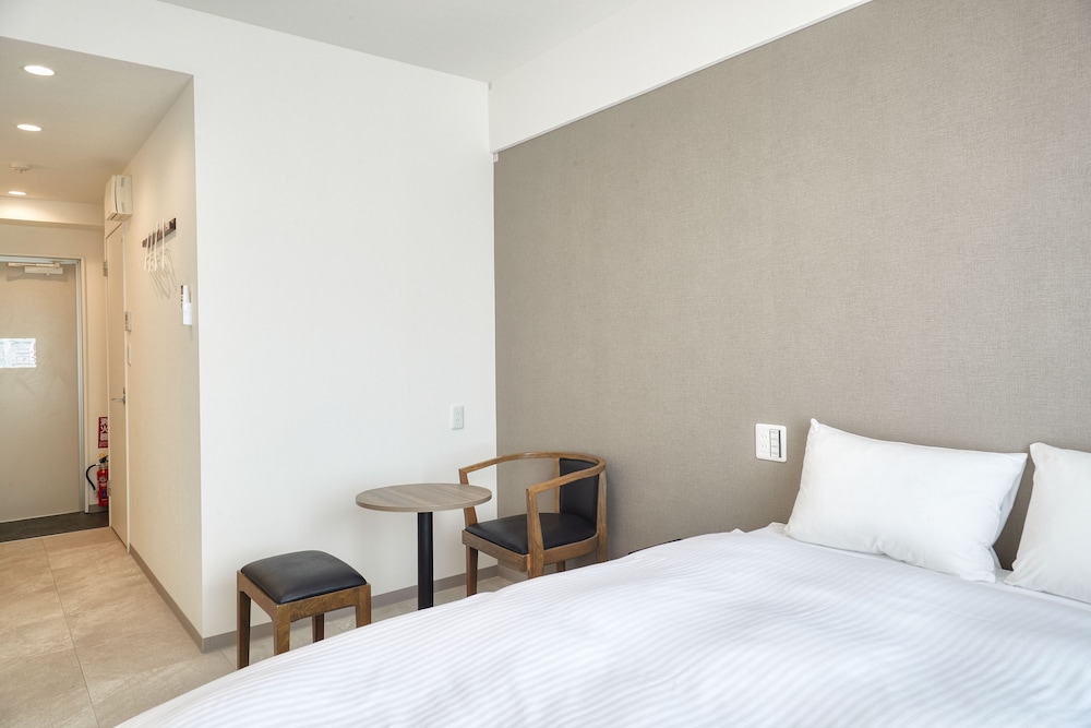 BIBI HOTEL 波之上 那覇