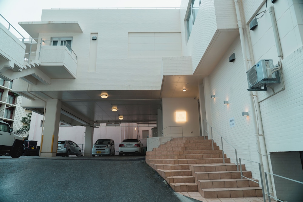 HOTEL MINIMUMMS. 那覇