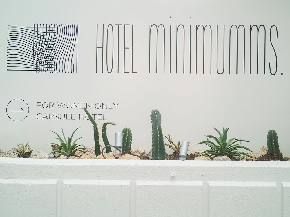 HOTEL MINIMUMMS. 那覇