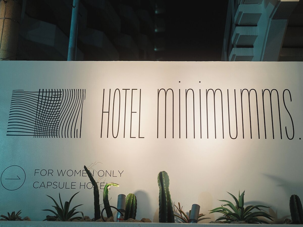 HOTEL MINIMUMMS. 那覇