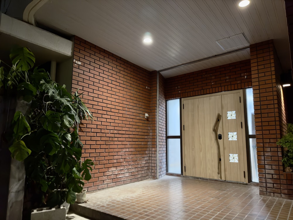 ホテル石垣 & ちこんきやー 那覇