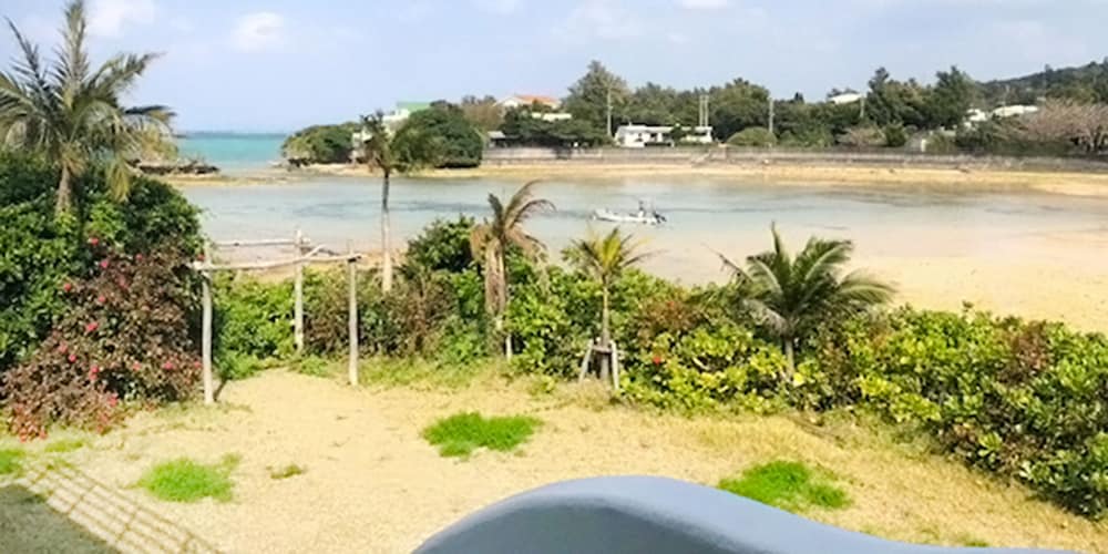 ブルーシャローズ恩納村リゾート 那覇