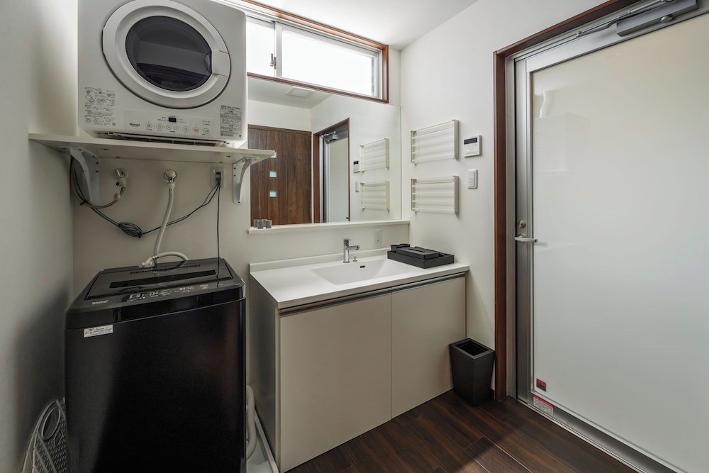 SUNAYAMA BEACH HOUSE 那覇