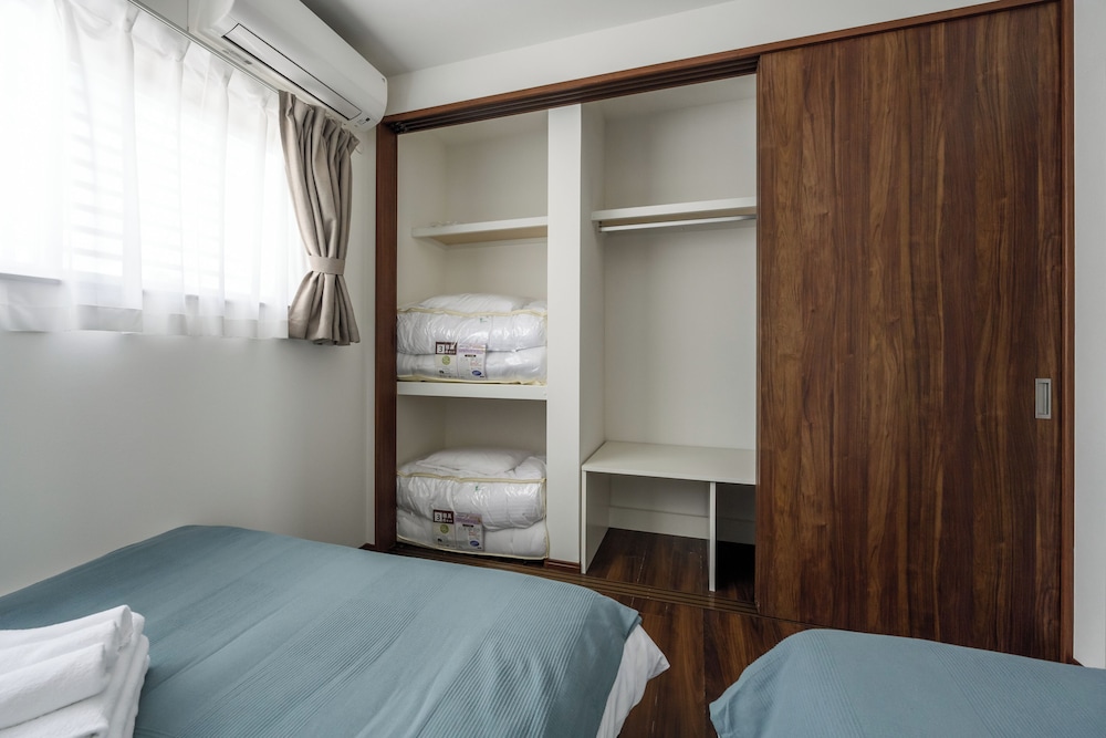 SUNAYAMA BEACH HOUSE 那覇