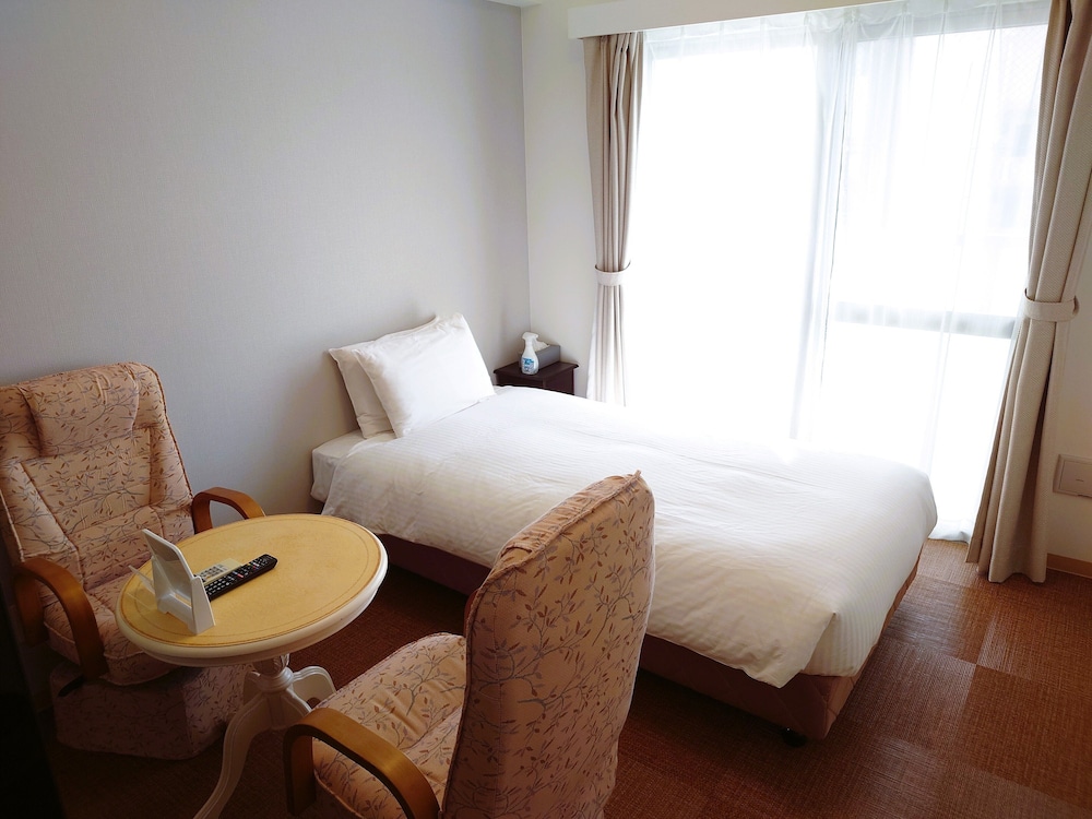 BIBI HOTEL コスモス新都心 那覇
