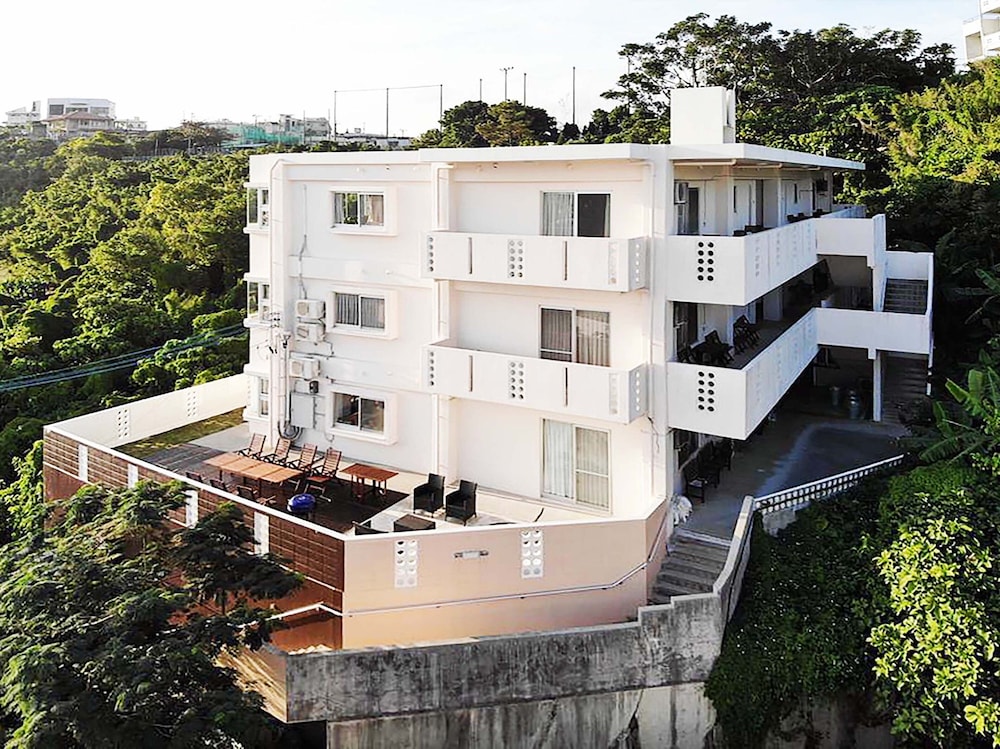 GREEN GARDEN HILLS 3F-1 那覇