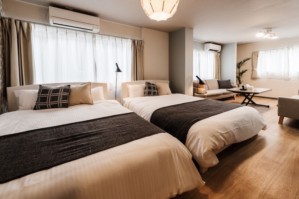 HALE HOTEL 那覇