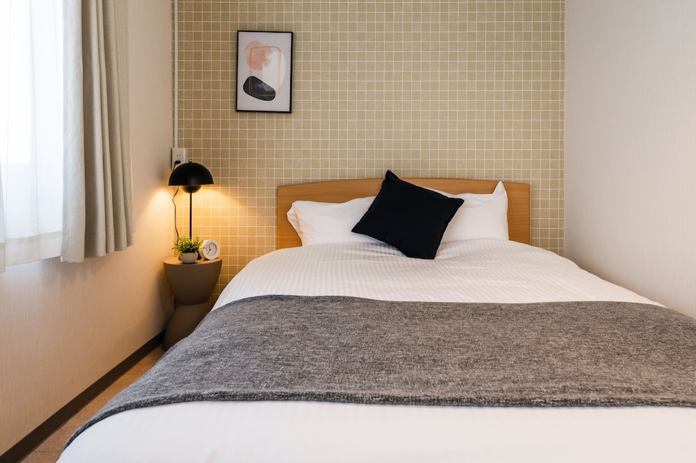 HALE HOTEL 那覇