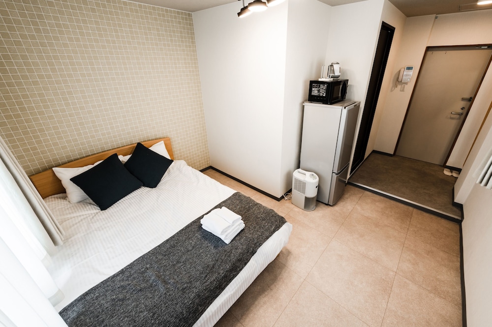 HALE HOTEL 那覇