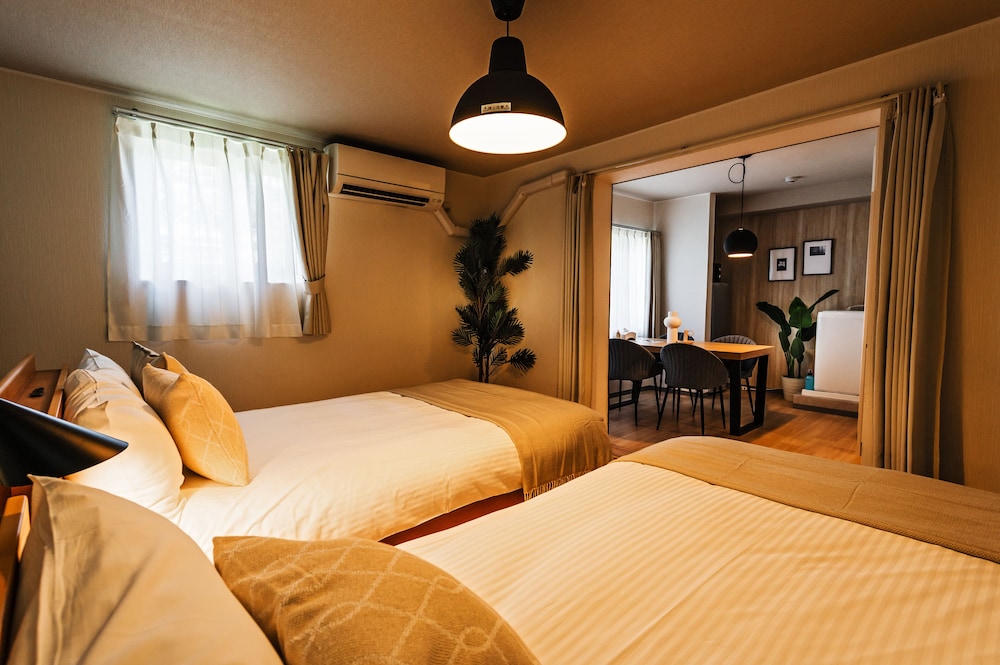 HALE HOTEL 那覇