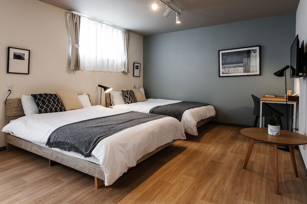 HALE HOTEL 那覇