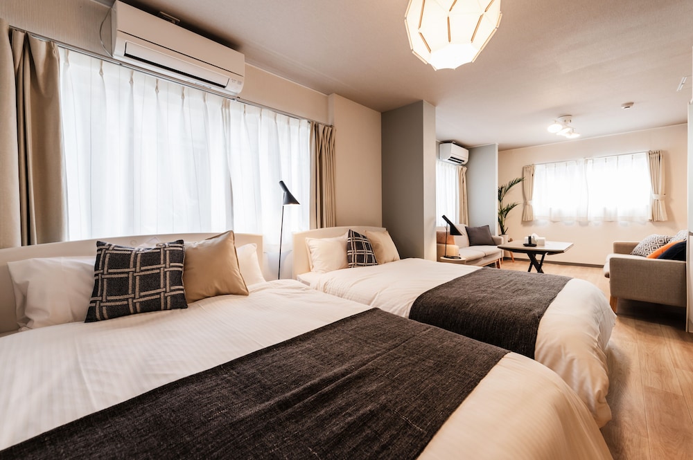 HALE HOTEL 那覇