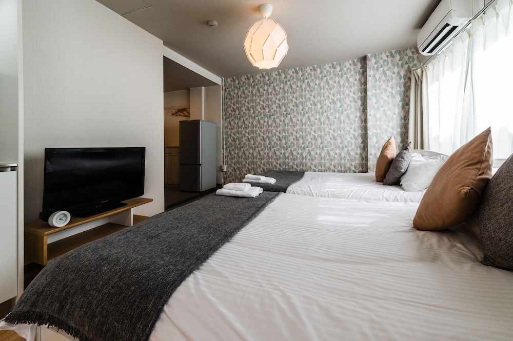 HALE HOTEL 那覇