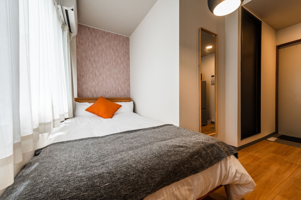 HALE HOTEL 那覇