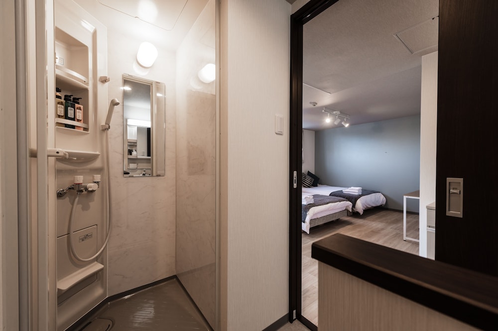 HALE HOTEL 那覇