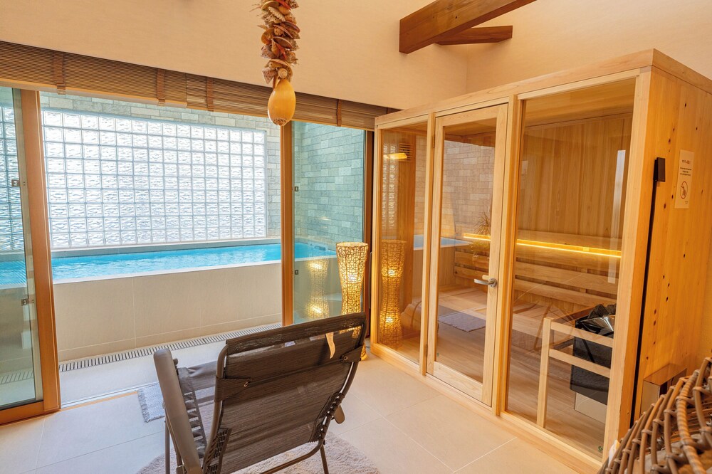 REVIERA RESORT VILLA 那覇