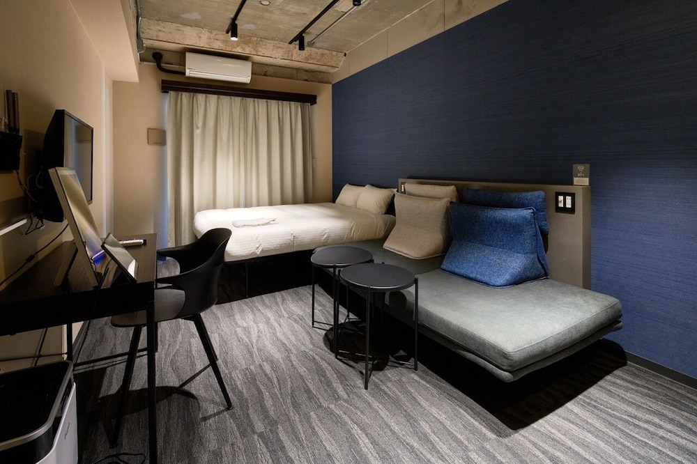 B/C HOTEL 那覇 レンタカー付ホテル 那覇