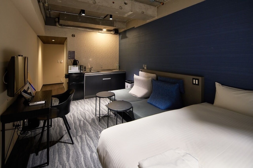 B/C HOTEL 那覇 レンタカー付ホテル 那覇