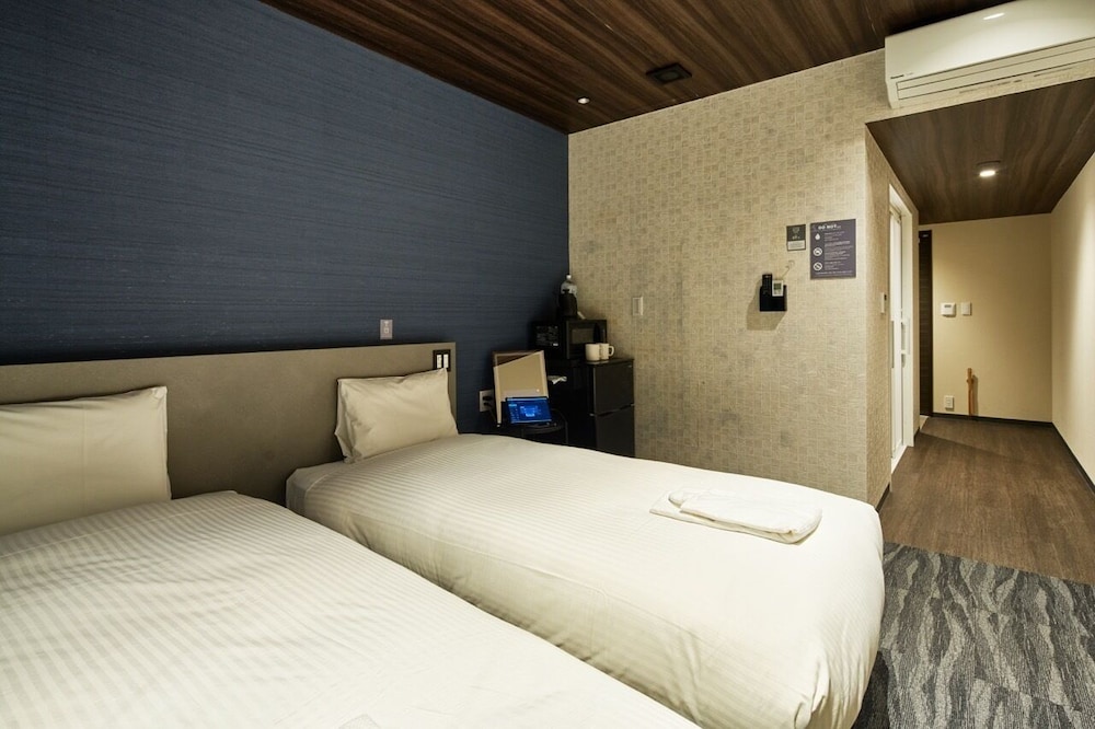 B/C HOTEL 那覇 レンタカー付ホテル 那覇