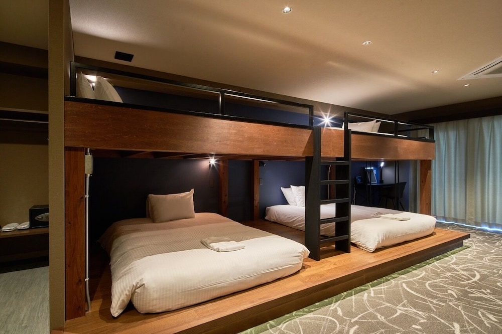 B/C HOTEL 那覇 レンタカー付ホテル 那覇