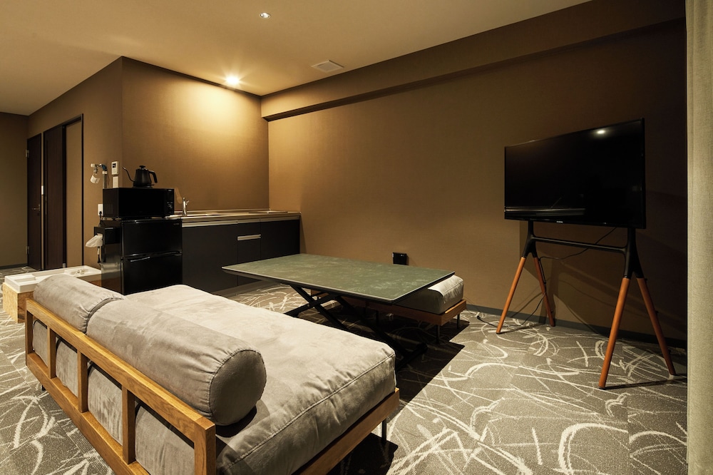 B/C HOTEL 那覇 レンタカー付ホテル 那覇