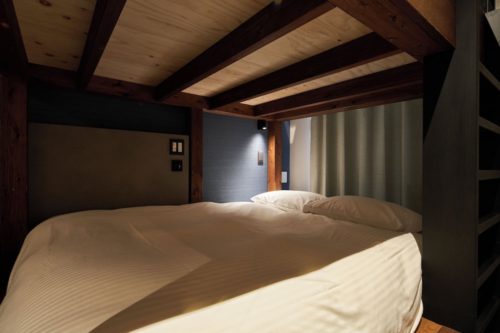 B/C HOTEL 那覇 レンタカー付ホテル 那覇
