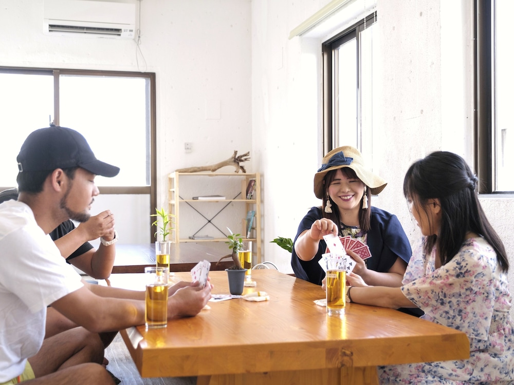 GUESTHOUSE RE-SPECT 那覇