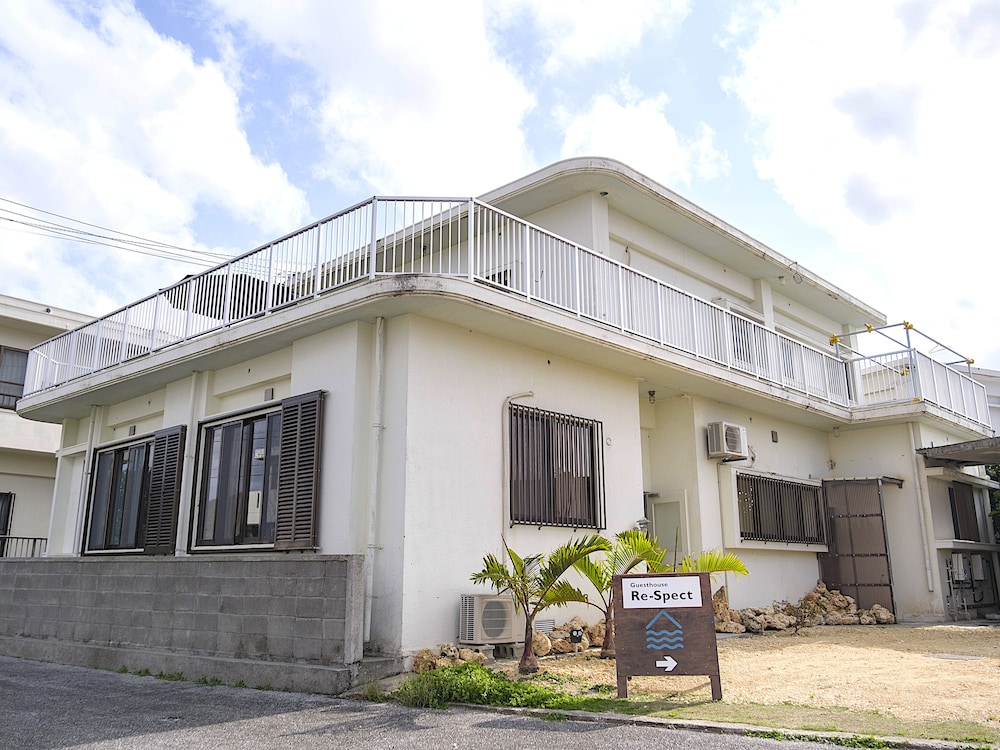 GUESTHOUSE RE-SPECT 那覇