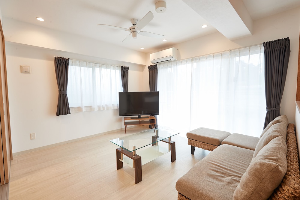 NEW NORMAL HOTEL IN NAGO 那覇