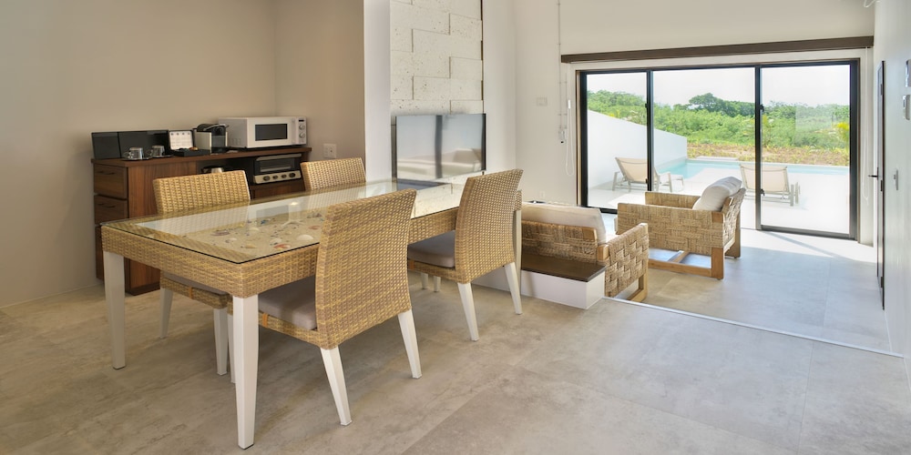 ADANRESORT LANA VILLA SUITE 那覇