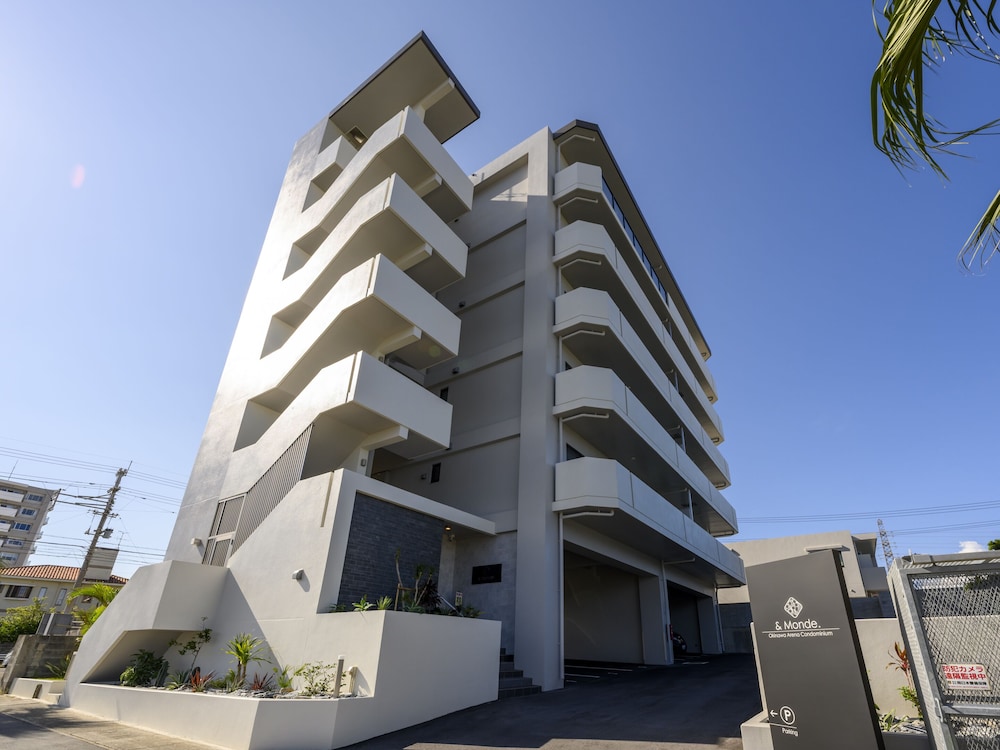 &MONDE.OKINAWA ARENA CONDOMINIUM 那覇