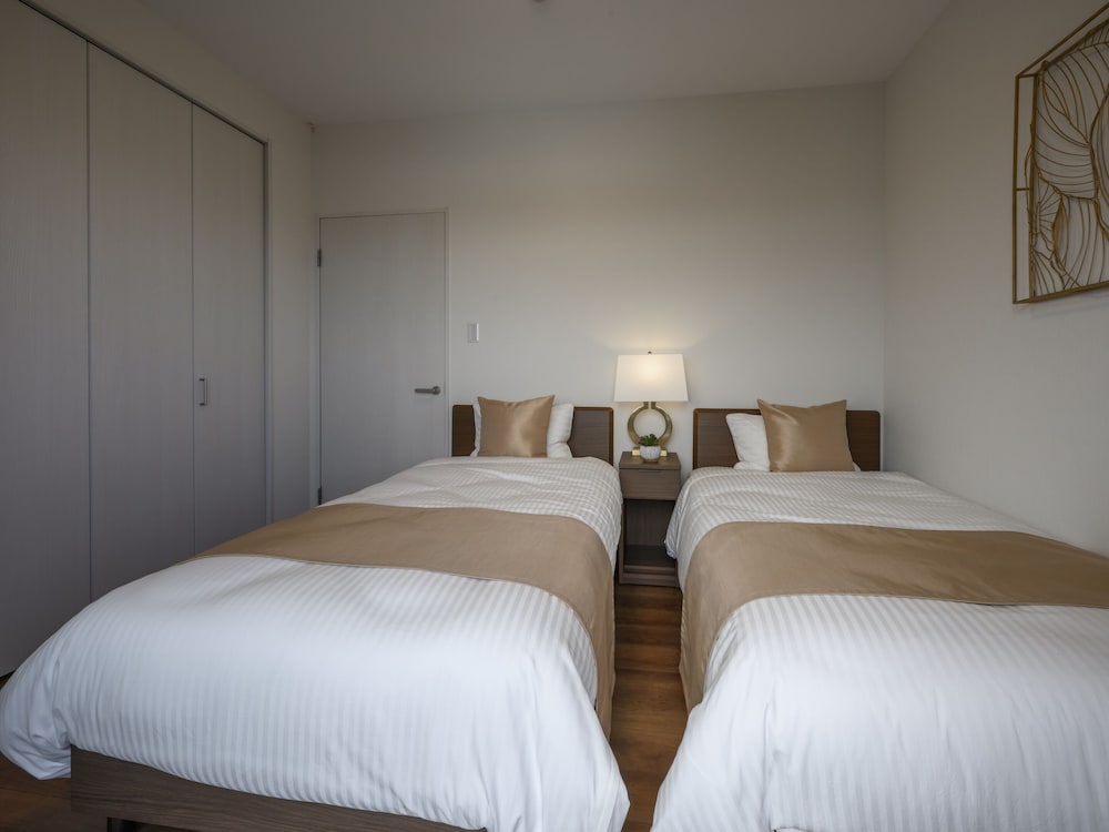 &MONDE.OKINAWA ARENA CONDOMINIUM 那覇