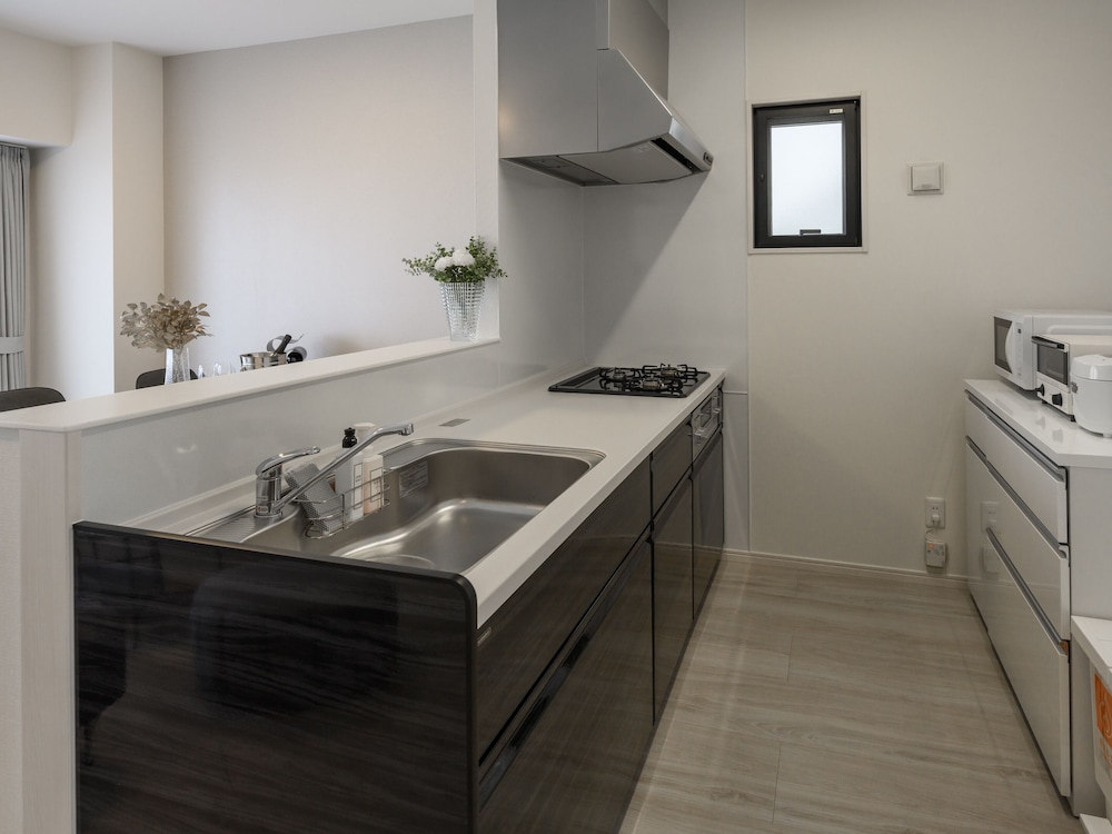 &MONDE.OKINAWA ARENA CONDOMINIUM 那覇