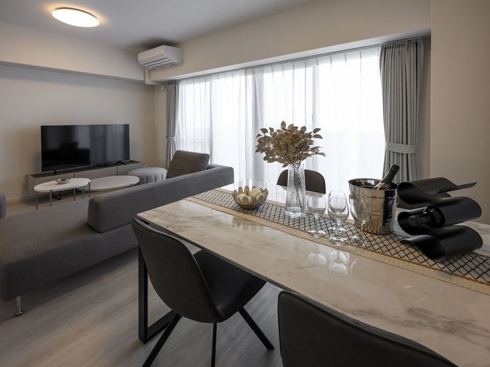&MONDE.OKINAWA ARENA CONDOMINIUM 那覇