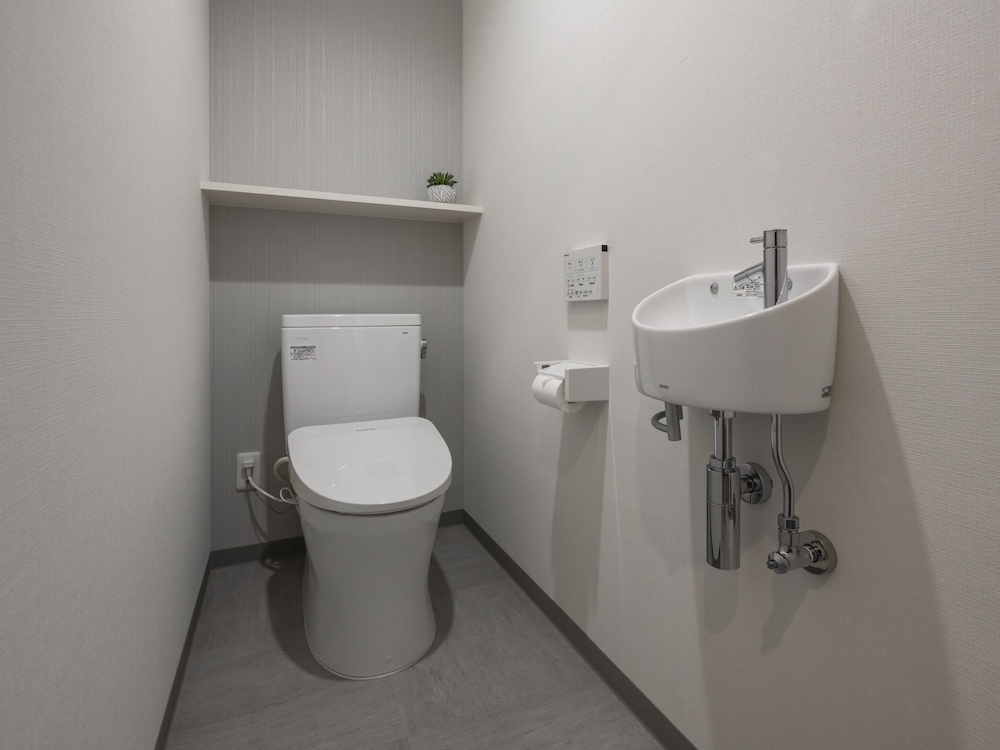 &MONDE.OKINAWA ARENA CONDOMINIUM 那覇