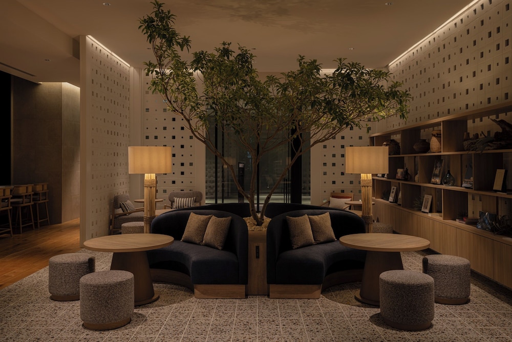 THE NEST那覇 那覇