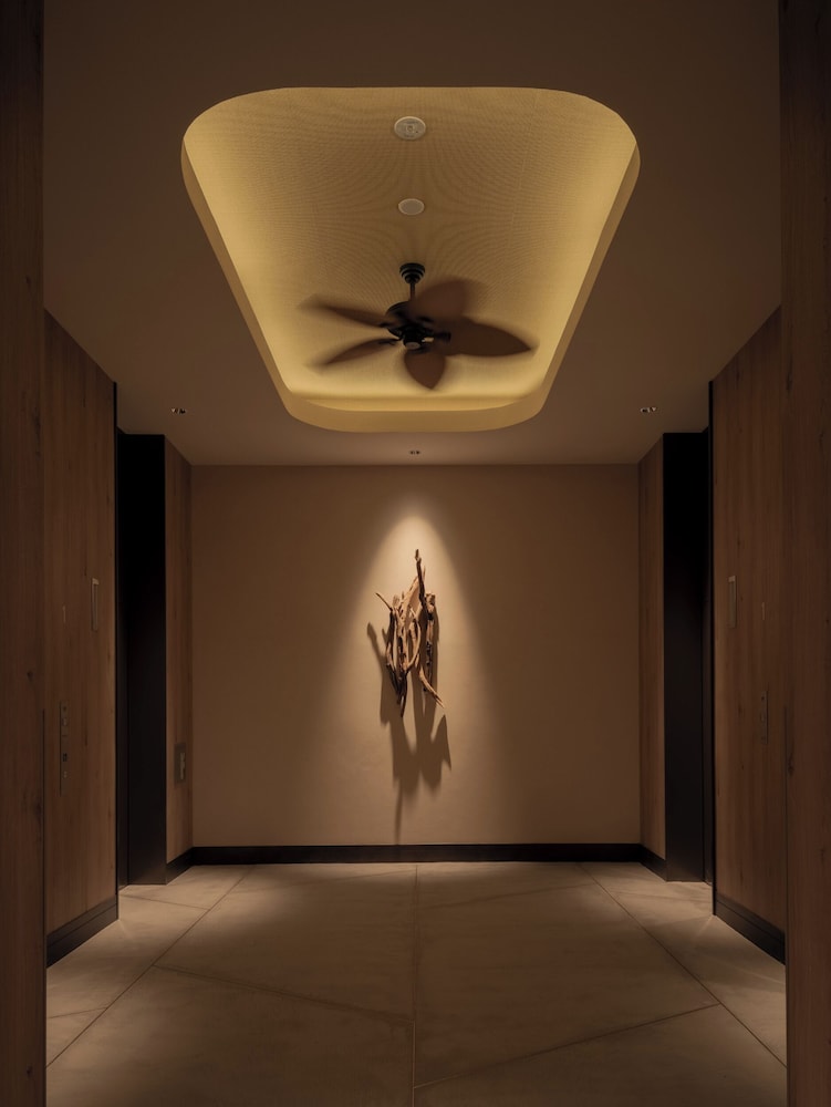 THE NEST那覇 那覇