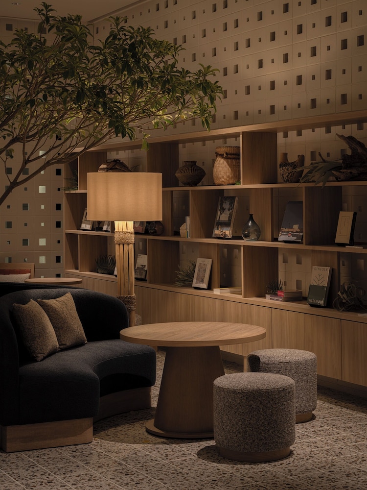 THE NEST那覇 那覇