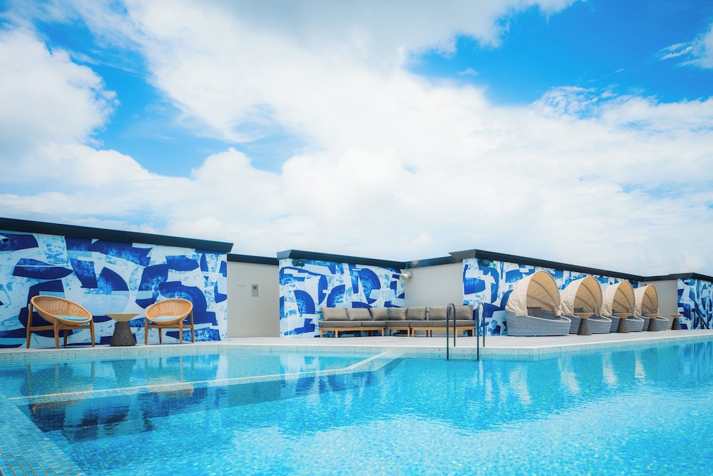 THE NEST那覇 那覇