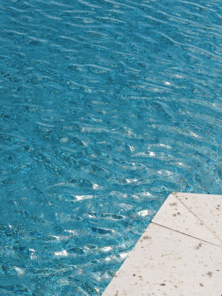 THE NEST那覇 那覇