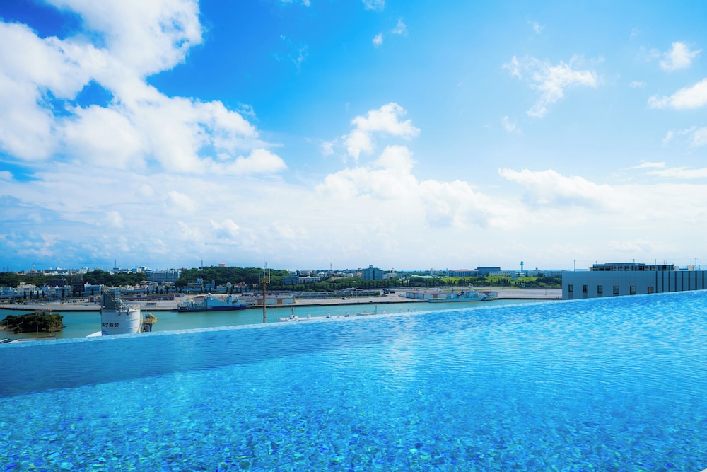 THE NEST那覇 那覇