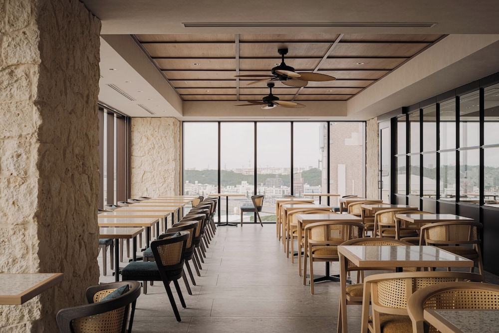 THE NEST那覇 那覇