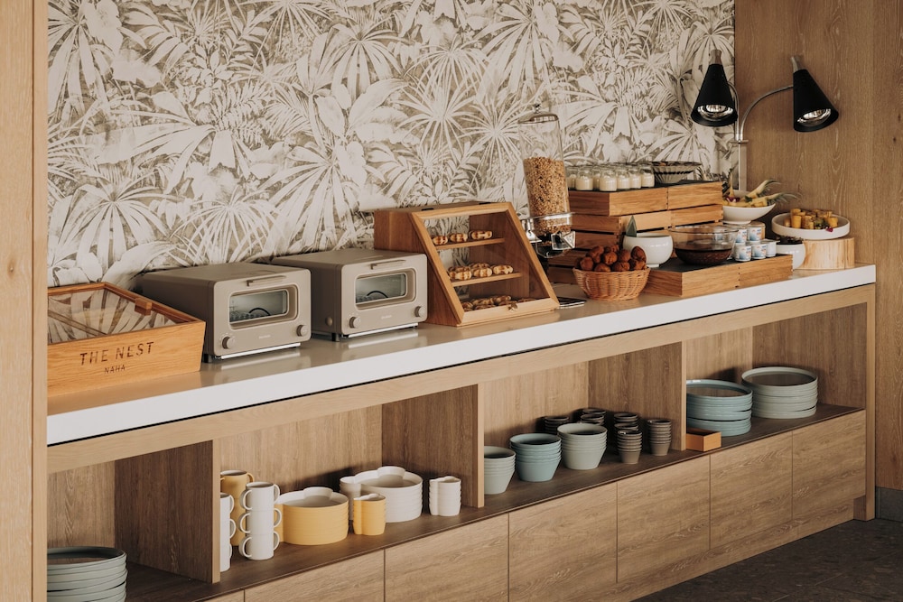 THE NEST那覇 那覇