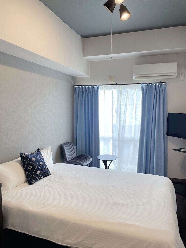 BIBI HOTEL 泊ポート 那覇