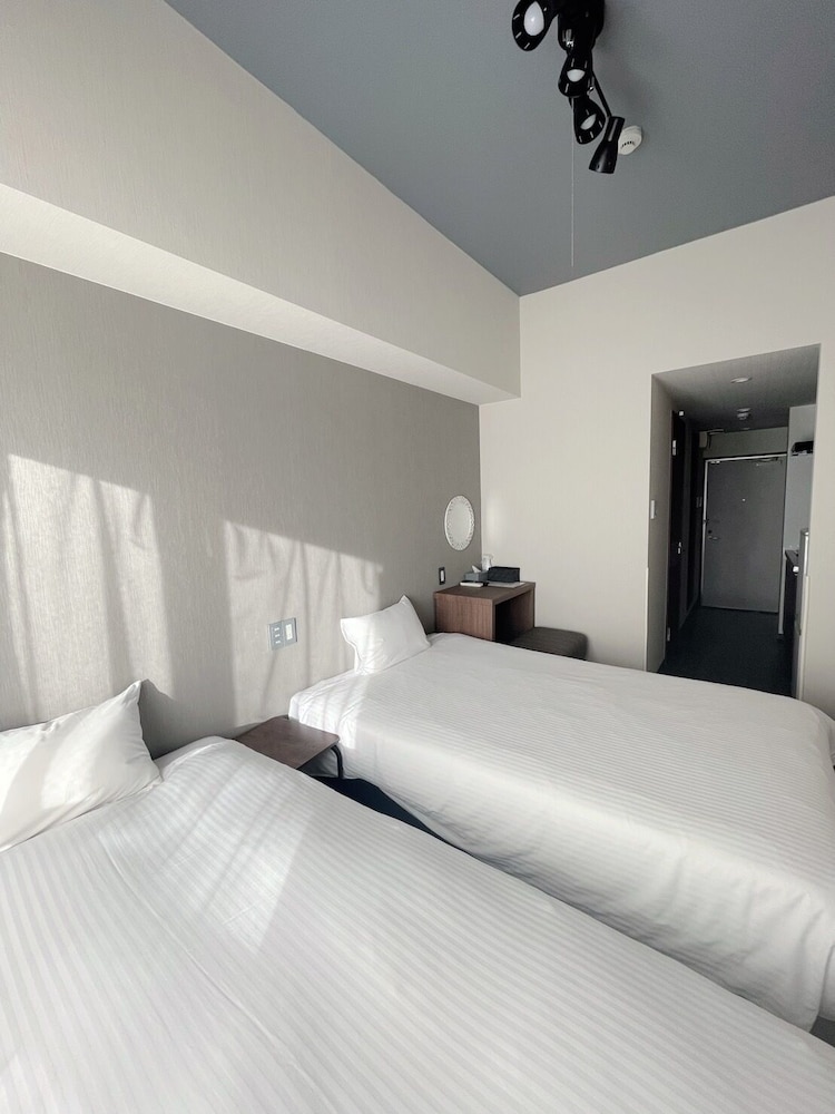 BIBI HOTEL 泊ポート 那覇